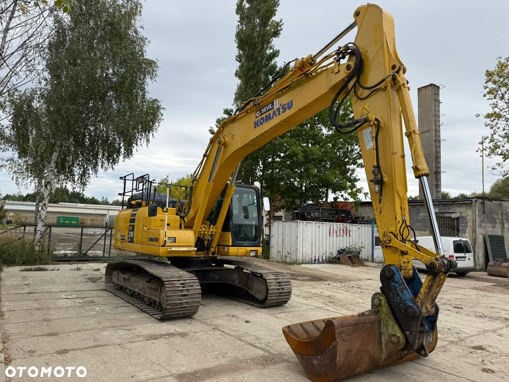 Komatsu PC 210 LC -11E0 - 7