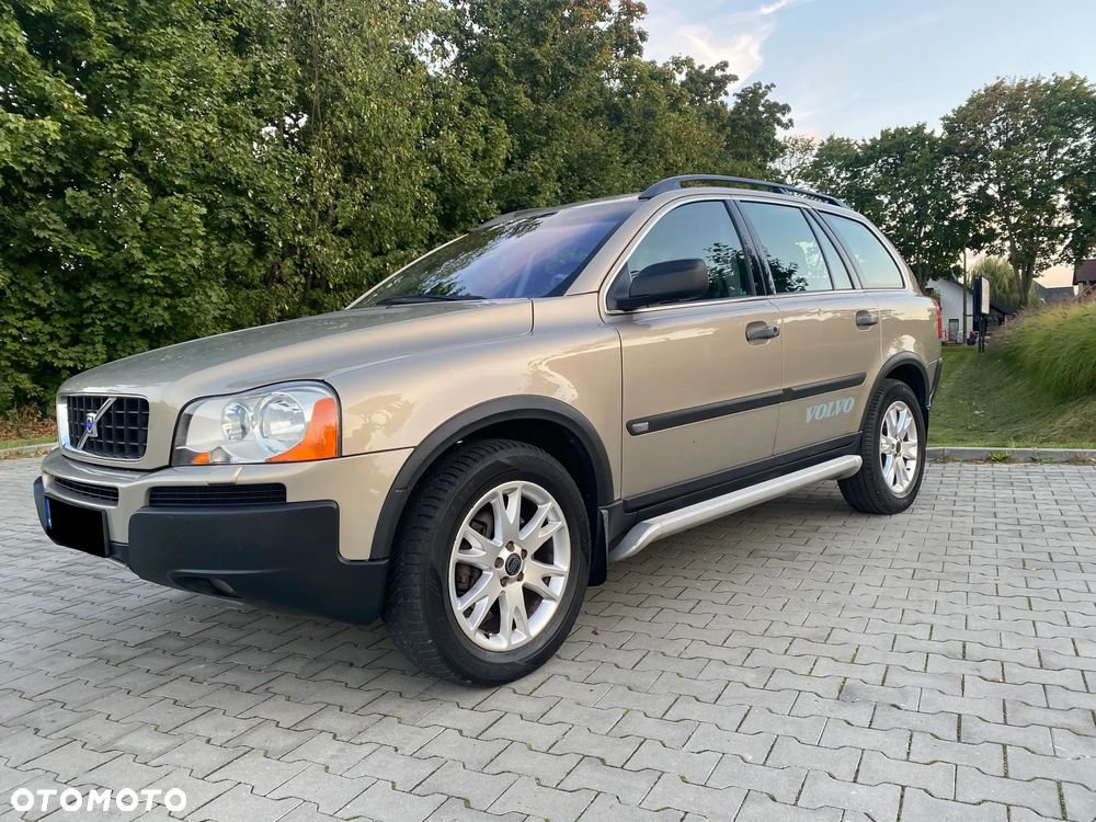 Volvo XC 90 - 9
