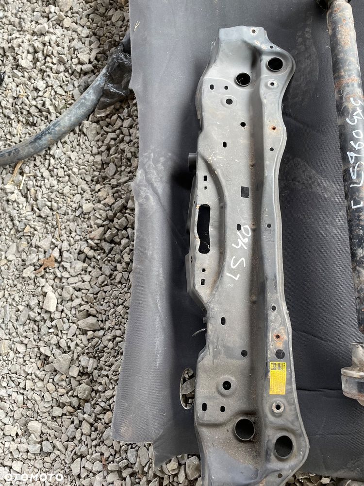 BELKA POD CHŁODNICE LEXUS LS460 2007-2012 - 1