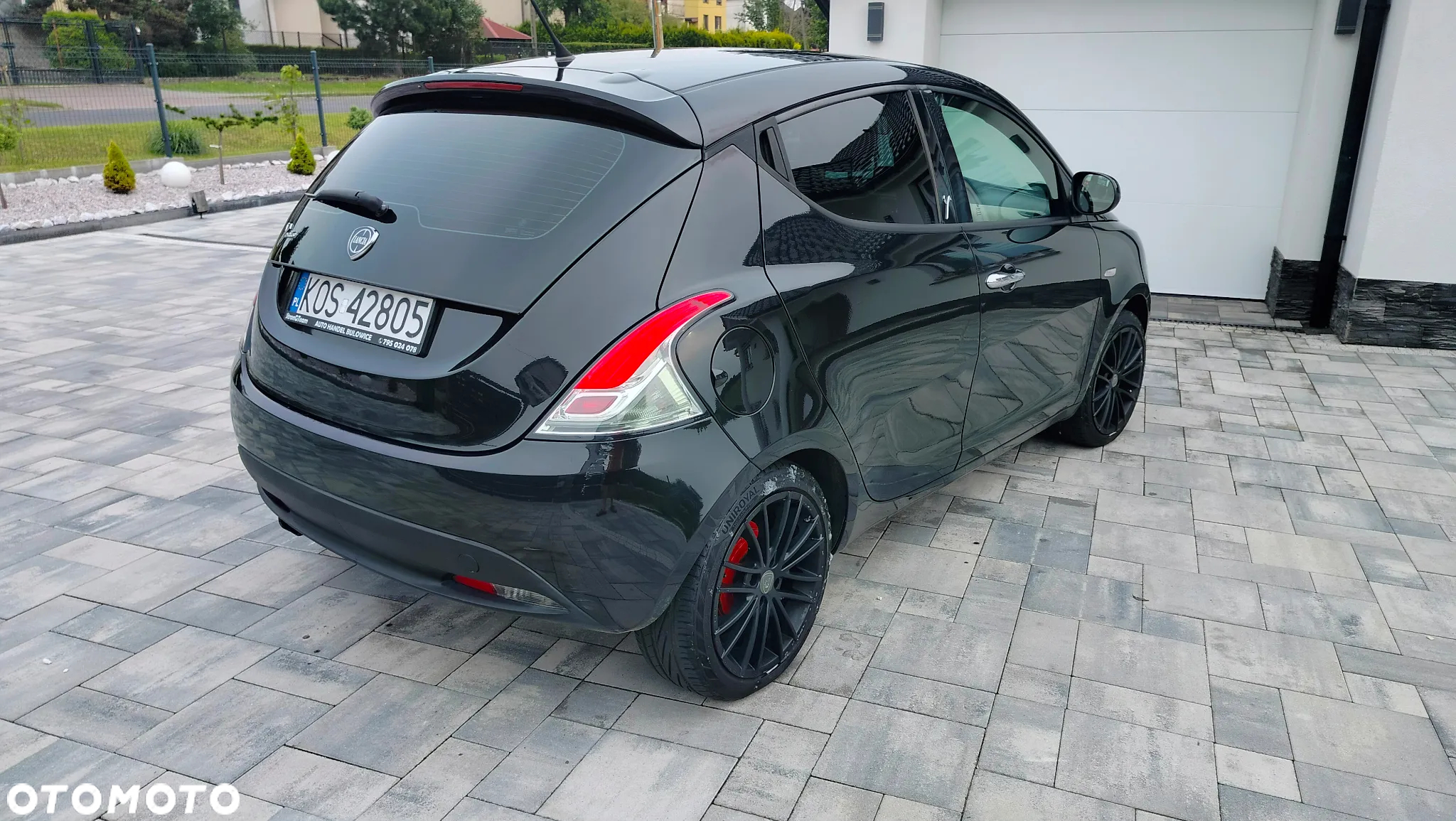 Lancia Ypsilon 1.2 8V Silver S&S - 4