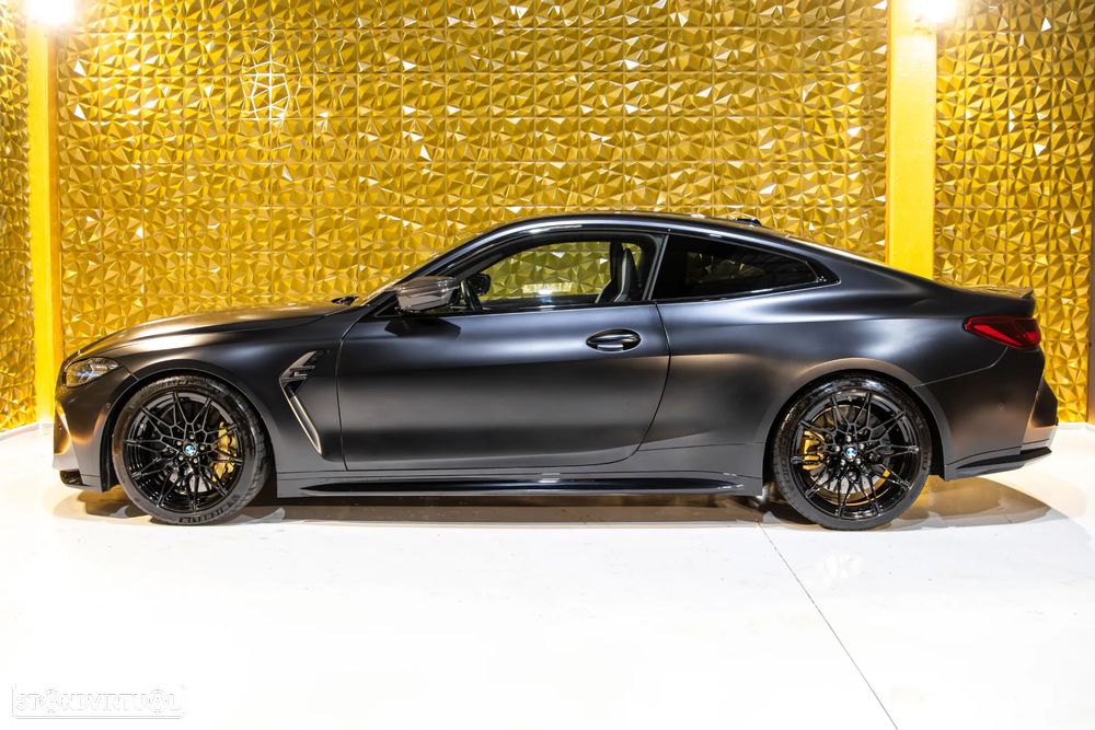BMW M4 Competition - 4