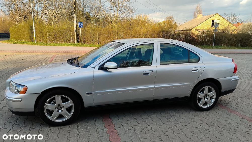 Volvo S60 D5 Kinetic - 12