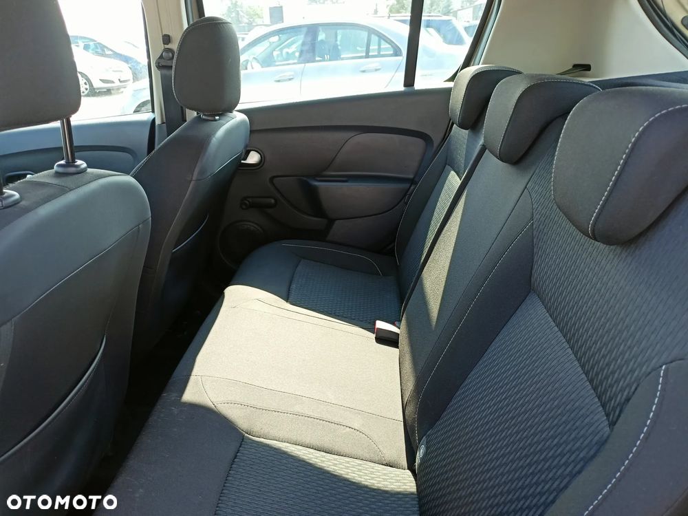 Dacia Sandero - 13