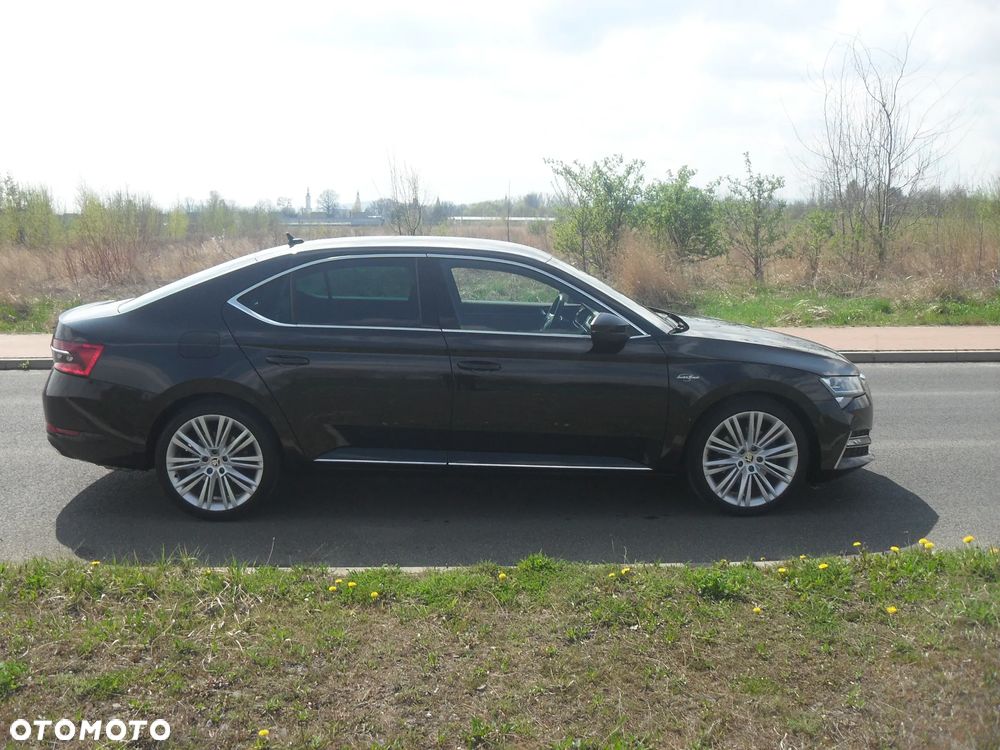 Skoda Superb 2.0 TSI L&K DSG - 4