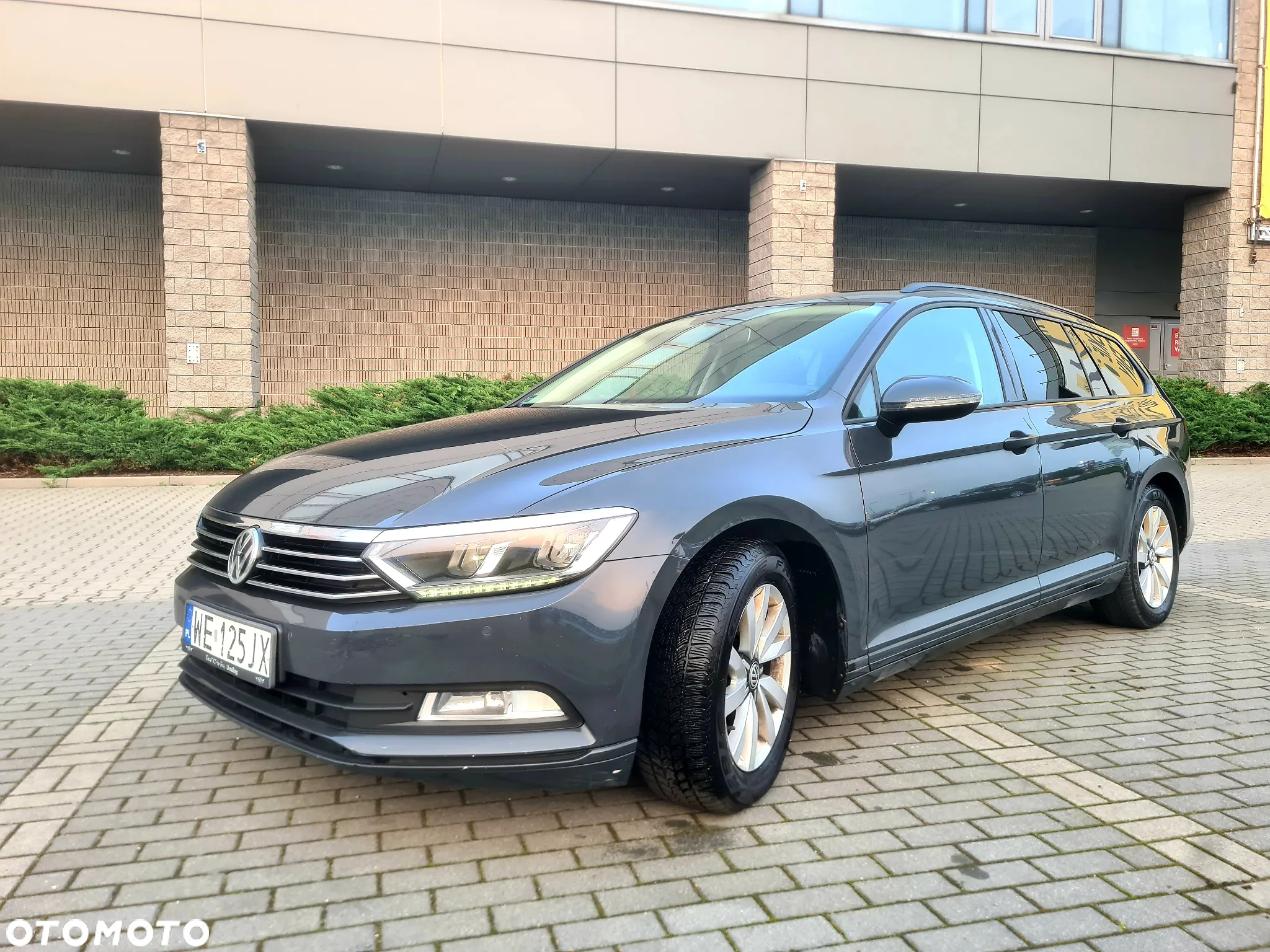 Volkswagen Passat 1.6 TDI BMT Trendline - 3