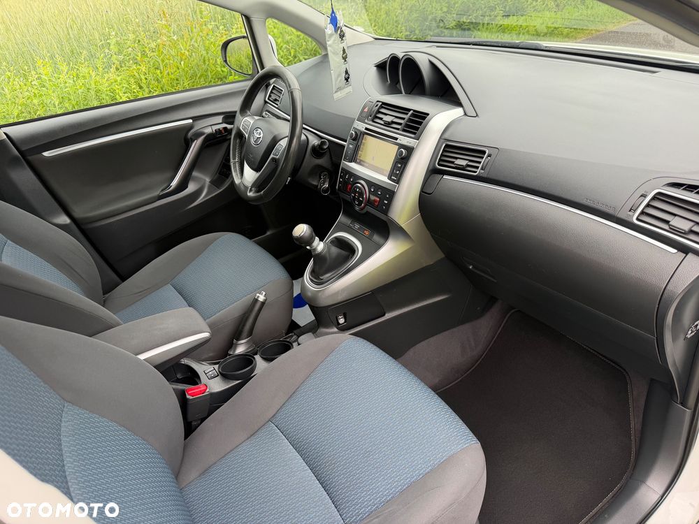Toyota Verso 2.0 D-4D 7-Sitzer Executive - 20