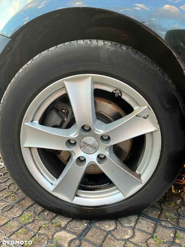 Toyota Prius+ - 19
