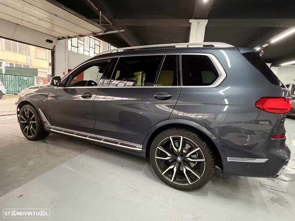 BMW X7 xDrive40d - 7