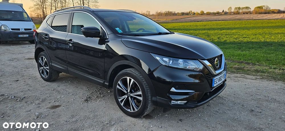 Nissan Qashqai - 2