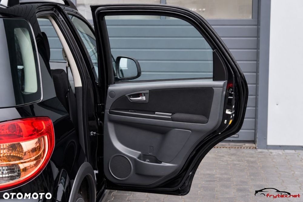 Suzuki SX4 - 21