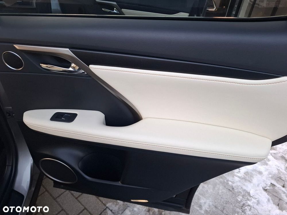 Lexus RX 450h F-Impression - 24