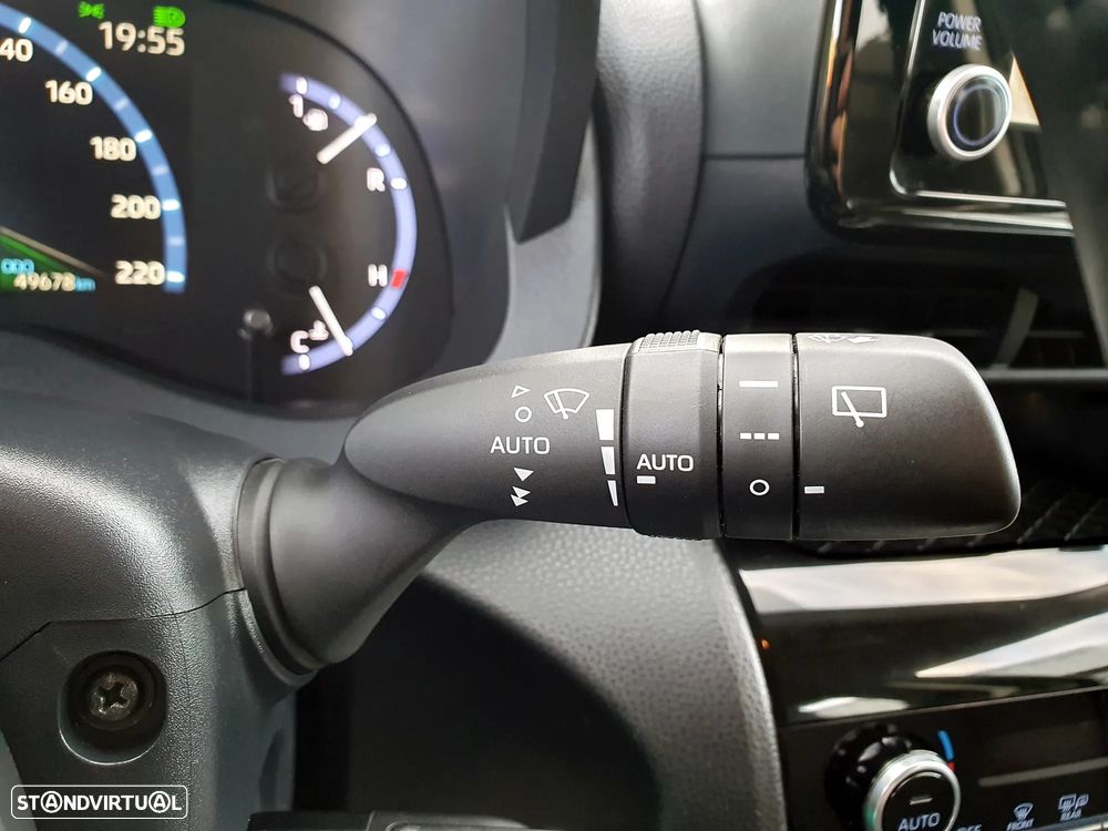 Toyota Yaris Cross 1.5 HDF Comfort Plus - 44