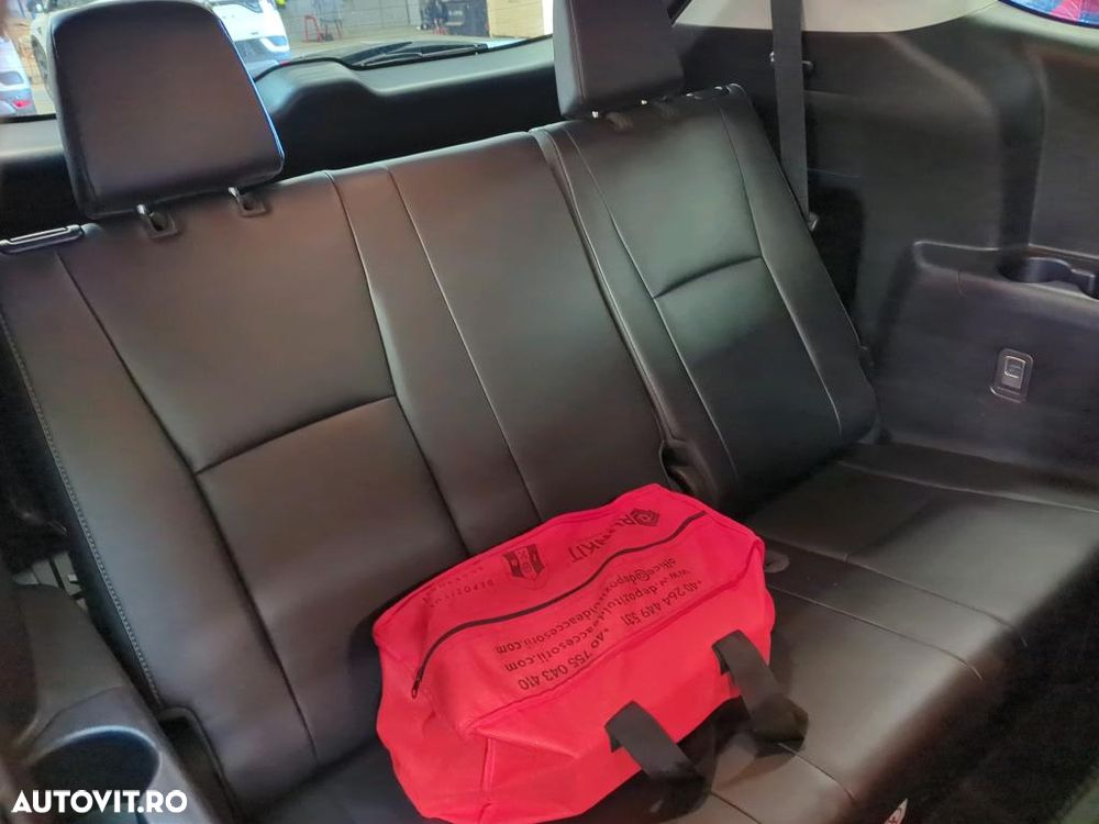 Toyota Highlander 2.5 L Dynamic Force 248CP Exclusive Metallic - 10