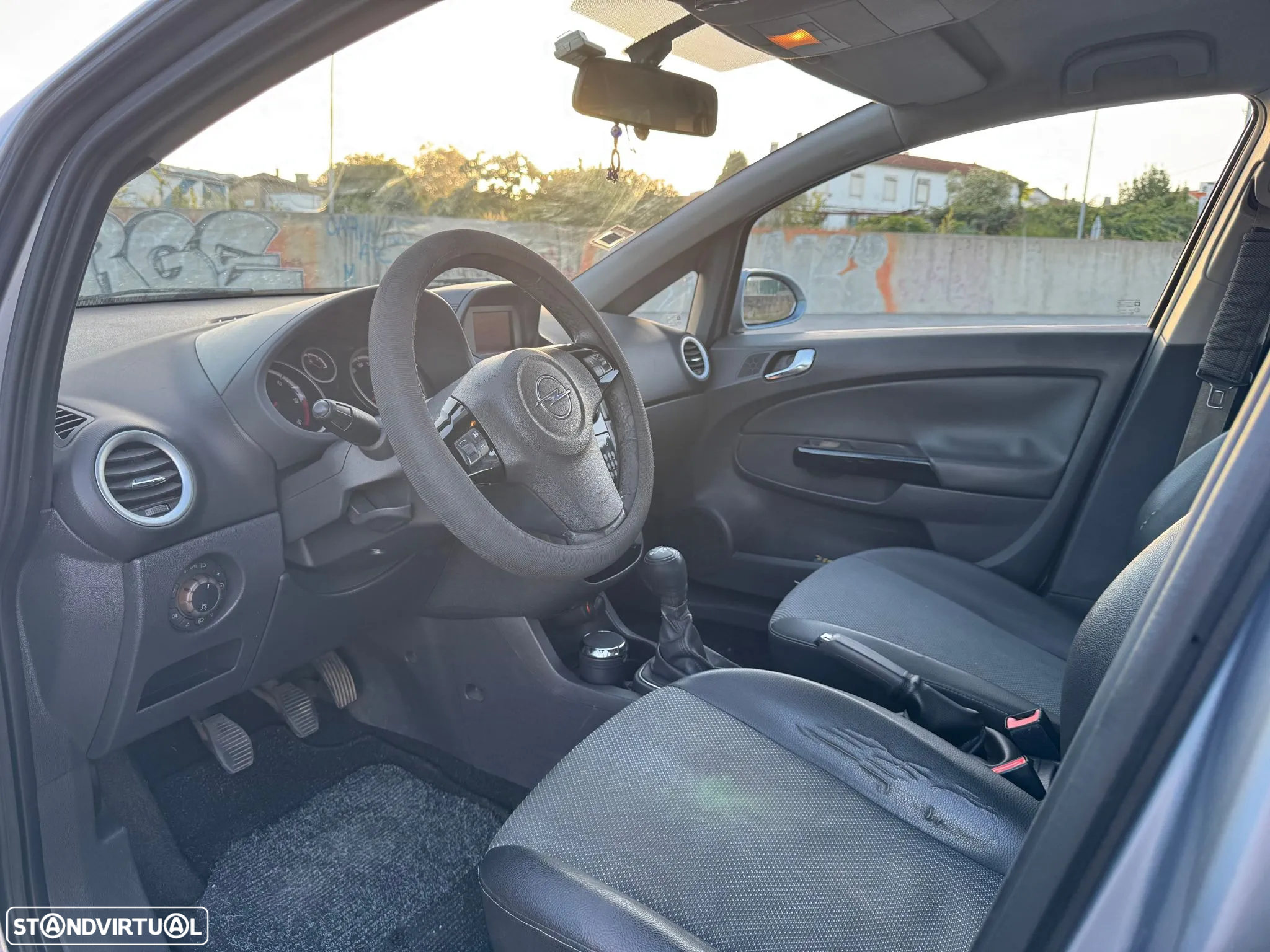 Opel Corsa 1.3 CDTi Cosmo - 25