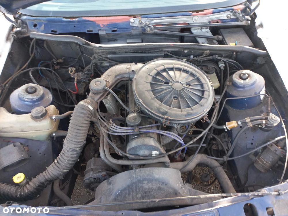Ford Sierra sedan 1.8 Benzyna silnik kompletny