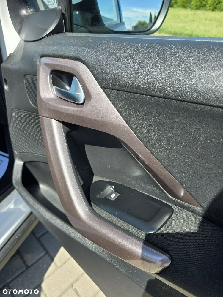 Peugeot 2008 - 28