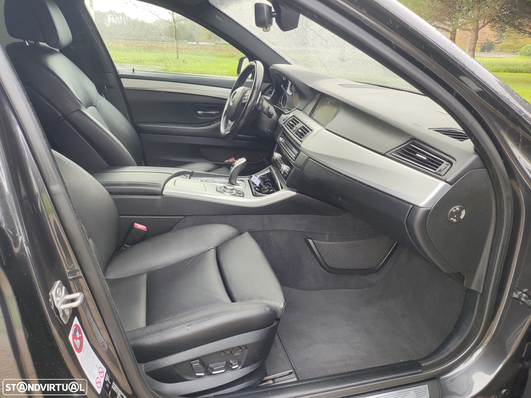 BMW M550d xDrive Auto - 51