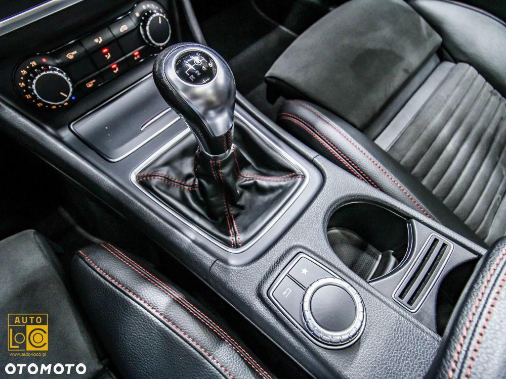 Mercedes-Benz CLA 200 (CDI) d AMG Line - 24