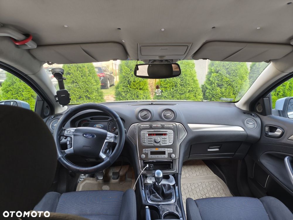 Ford Mondeo - 4