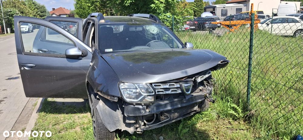 Dacia Duster 1.6 SCe Laureate 4x4 S&S - 4