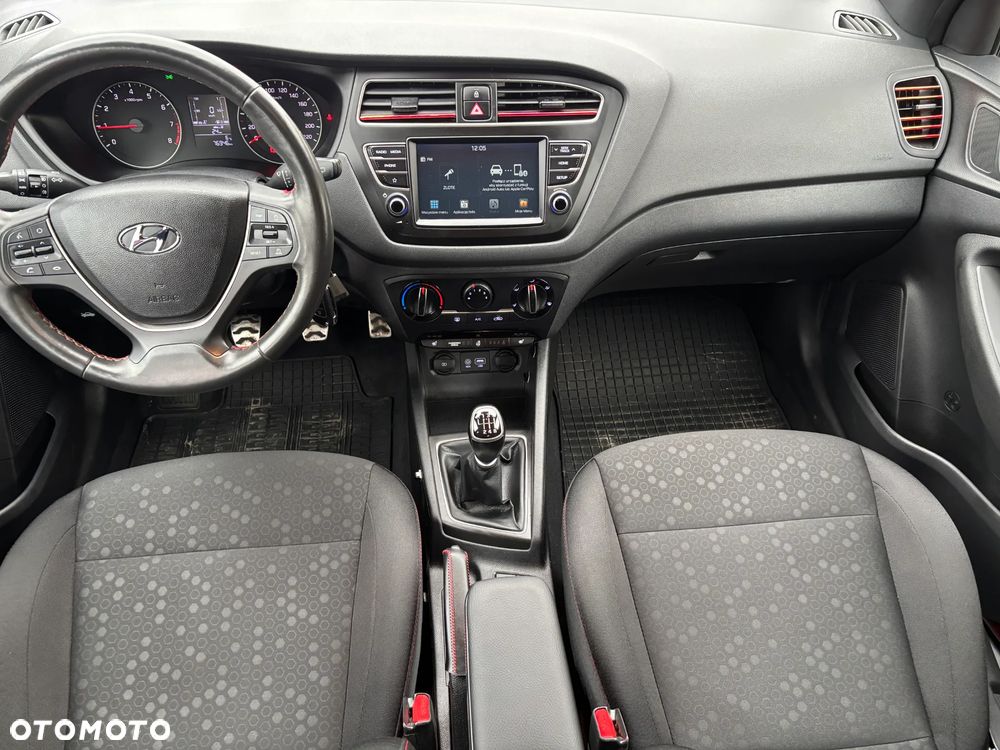 Hyundai i20 1.4 Comfort - 17