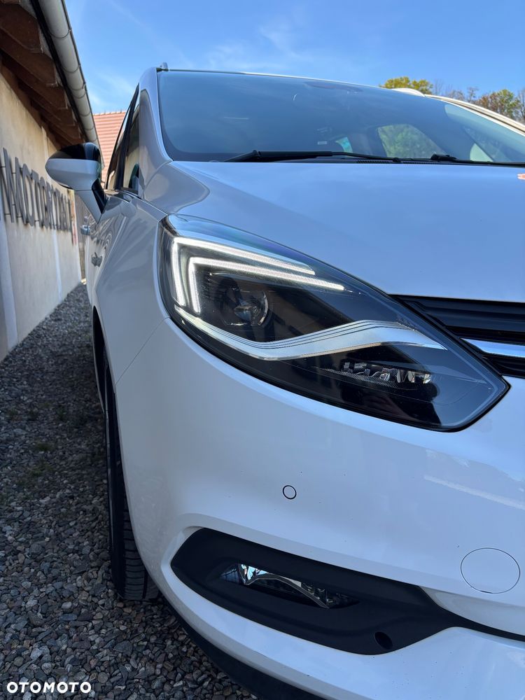 Opel Zafira 1.6 DIT Start/Stop Business Innovation - 28