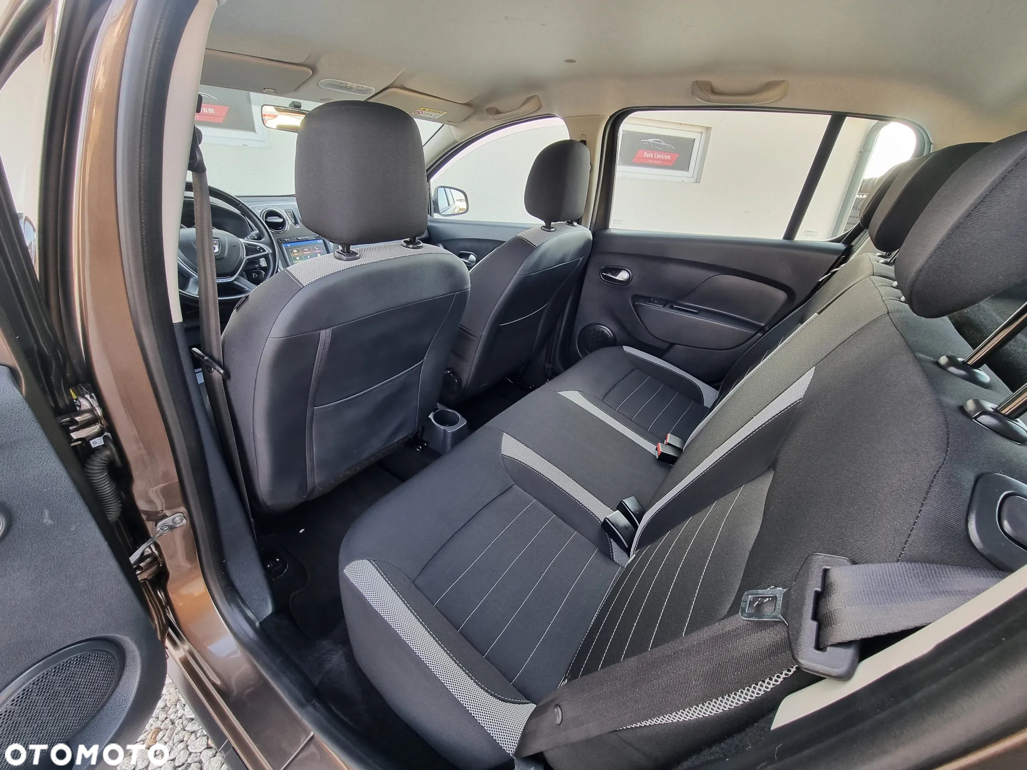 Dacia Sandero Stepway 0.9 TCe Laureate S&S - 13