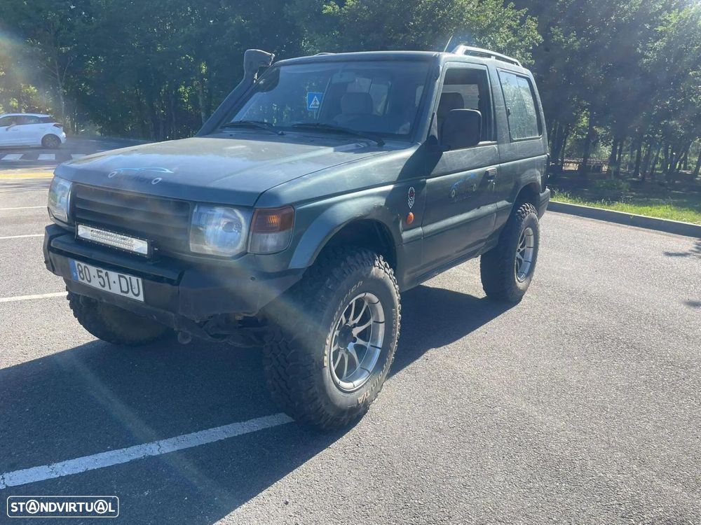 Mitsubishi Pajero 2.5 TD GLX Longo - 2