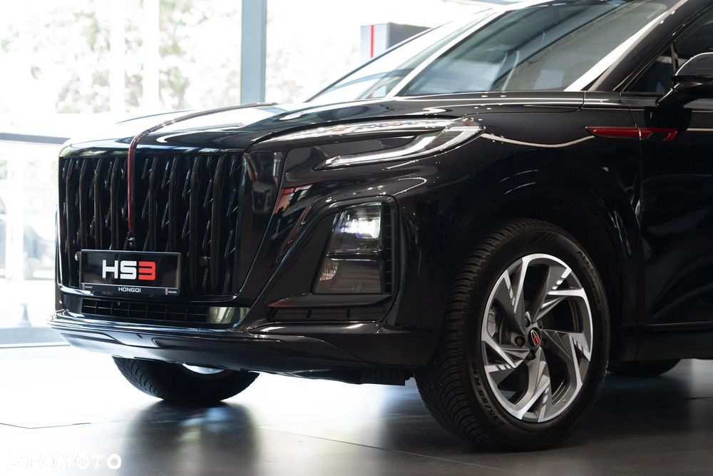 Hongqi HS3 - 8