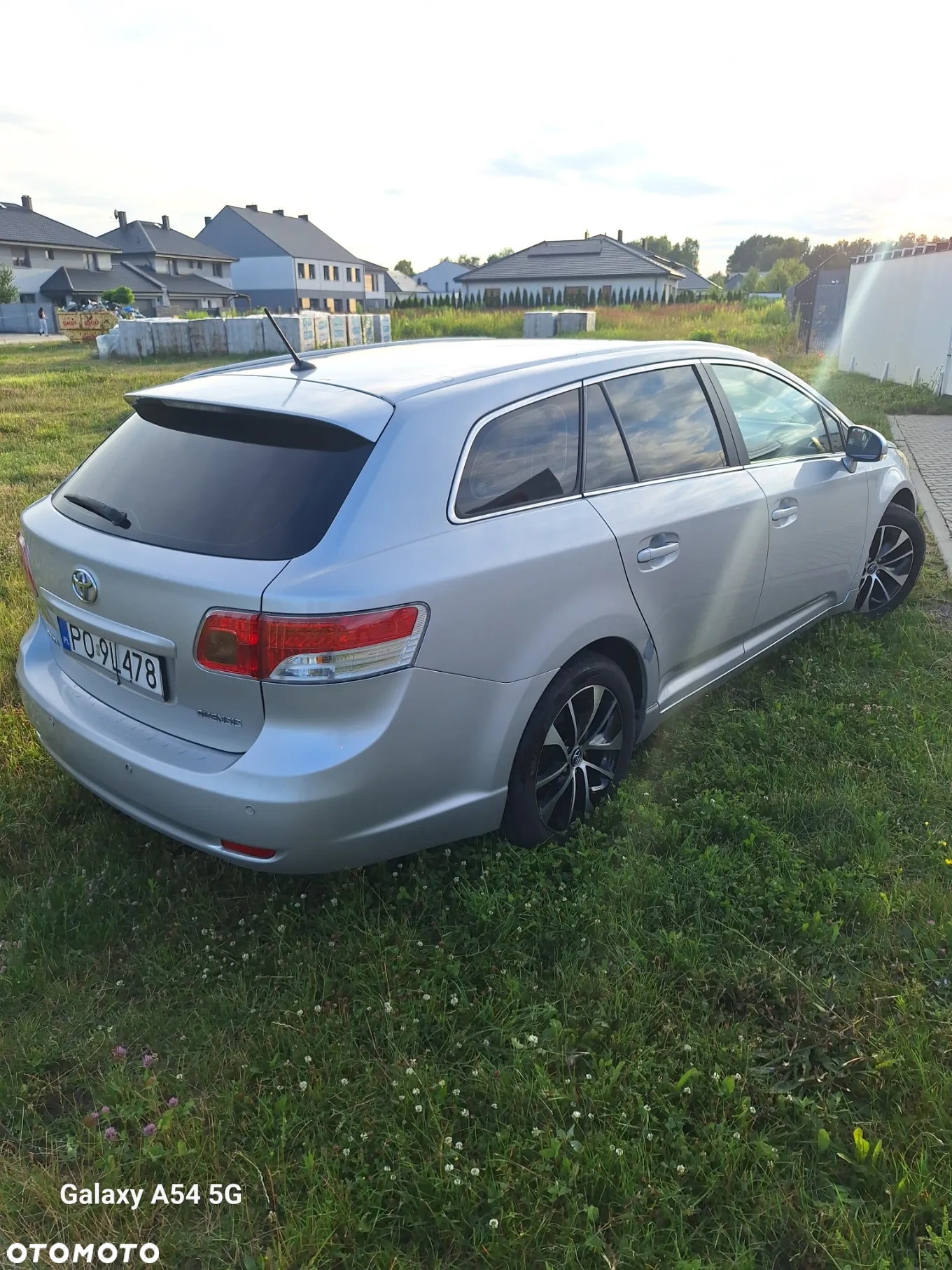Toyota Avensis Combi 1.8 Sol - 4