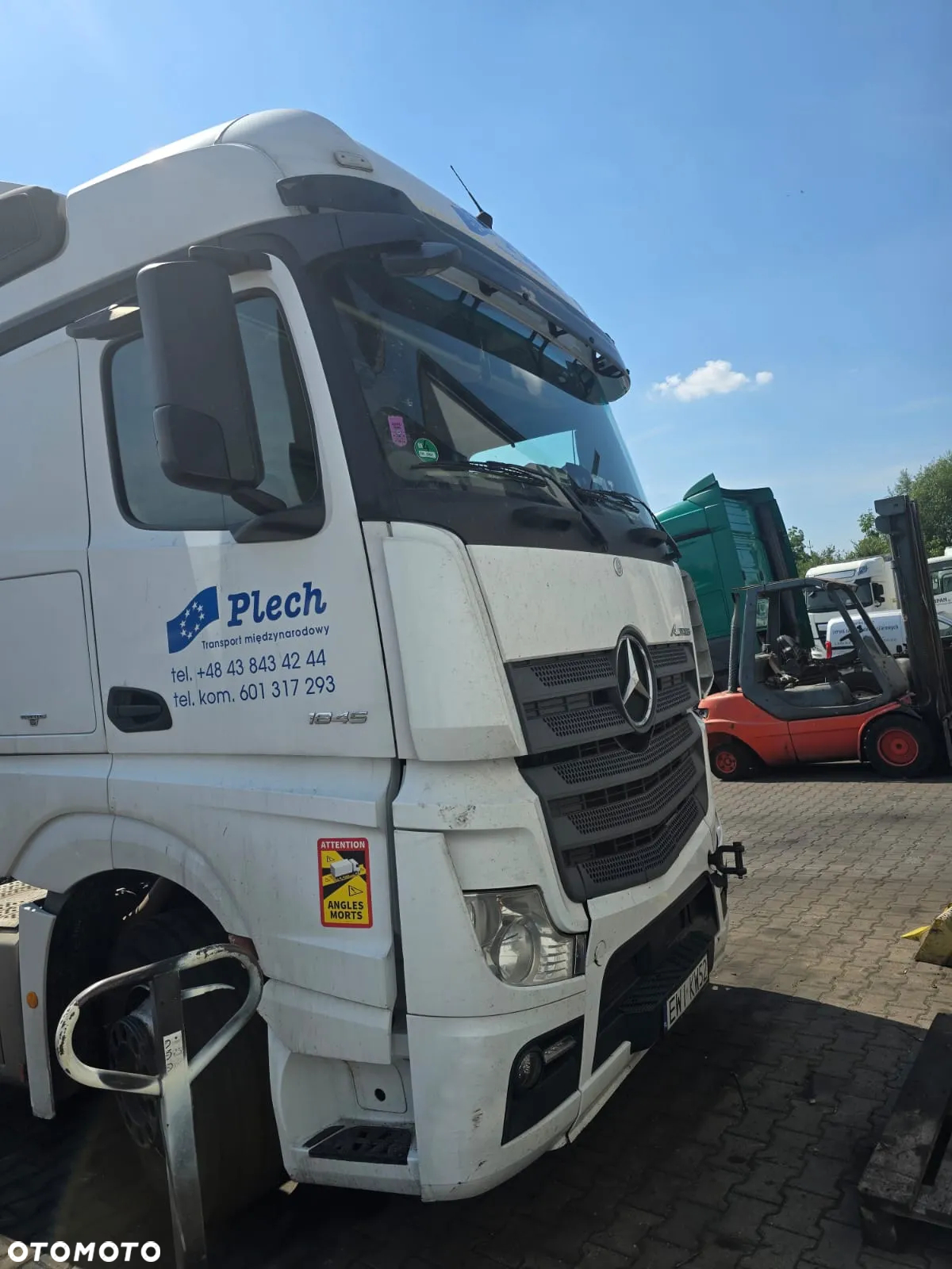 Mercedes-Benz Actros - 4