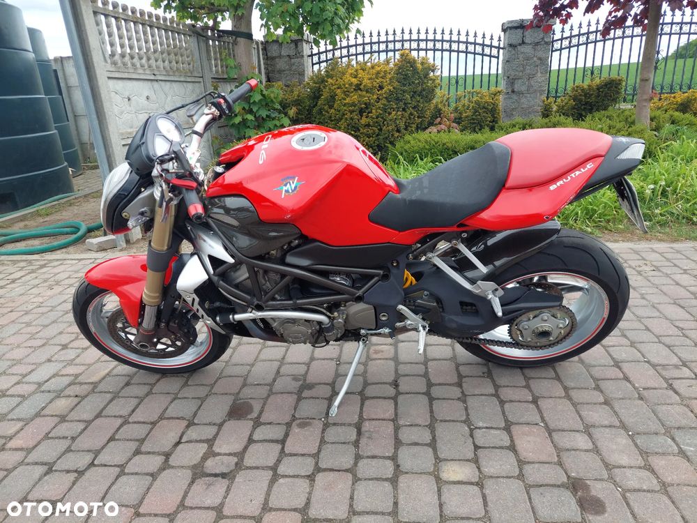 MV AGUSTA Brutale - 3