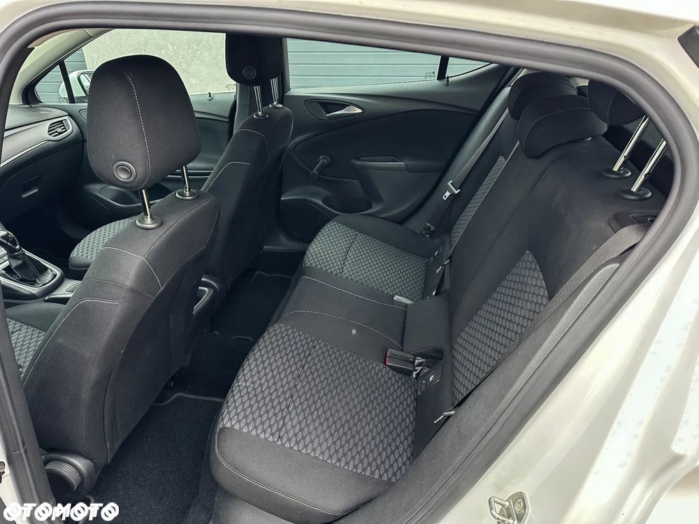 Opel Astra - 24