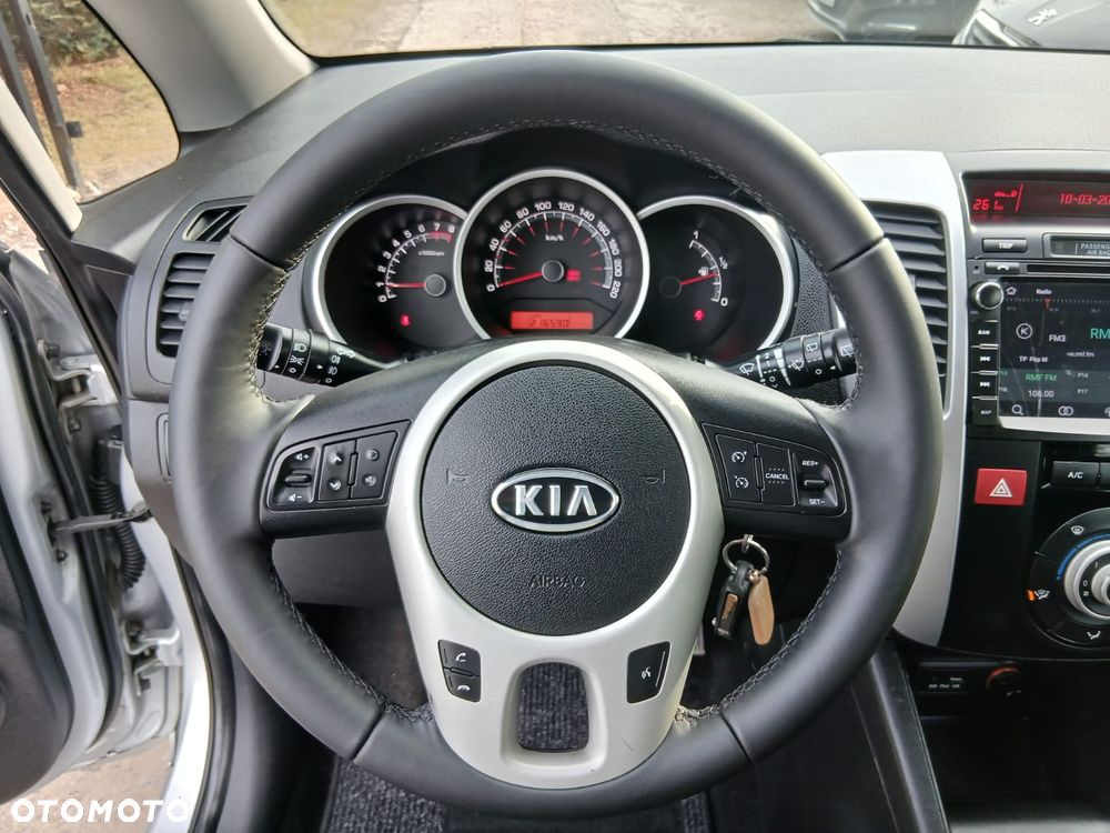 Kia Venga 1.4 CVVT Vision - 21