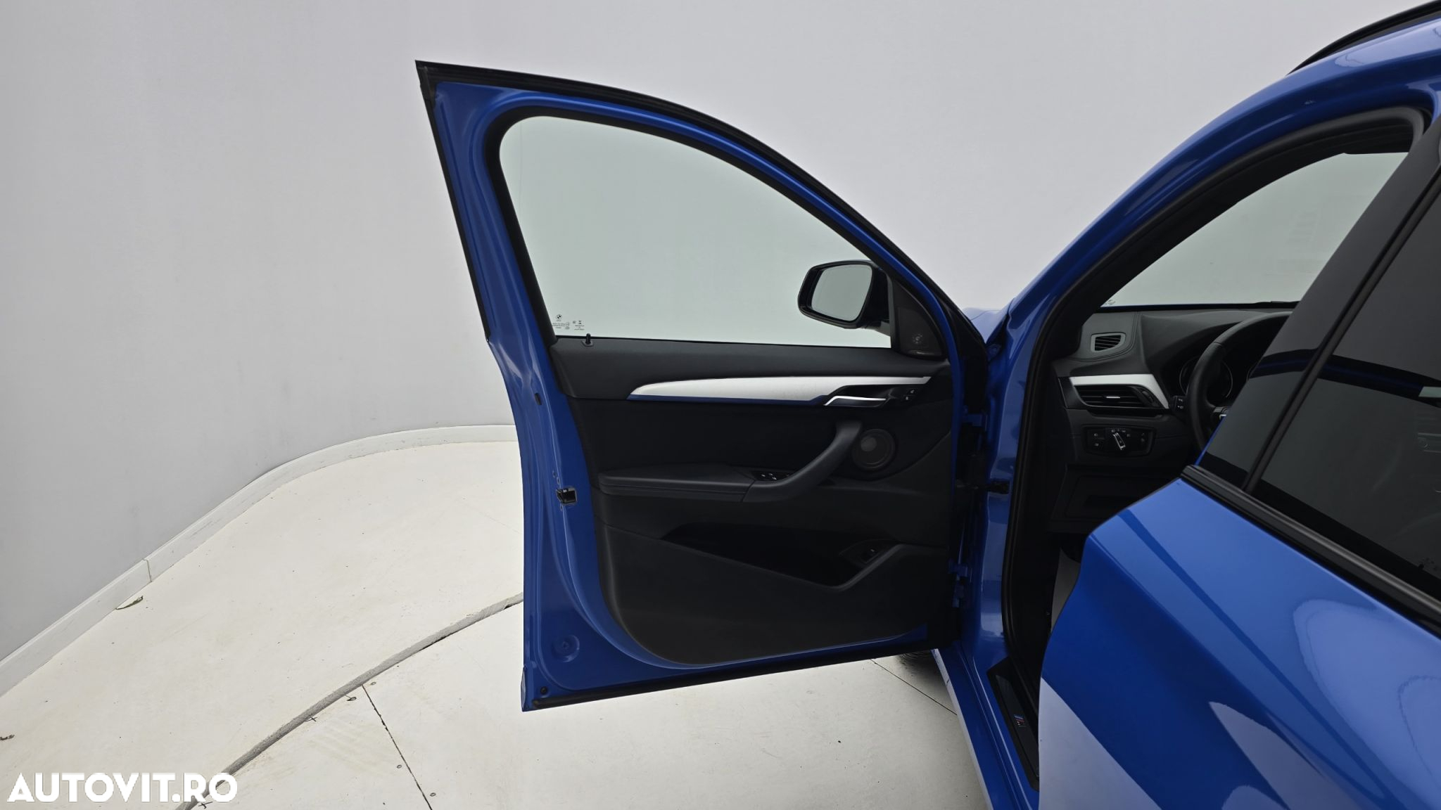 BMW X1 - 10