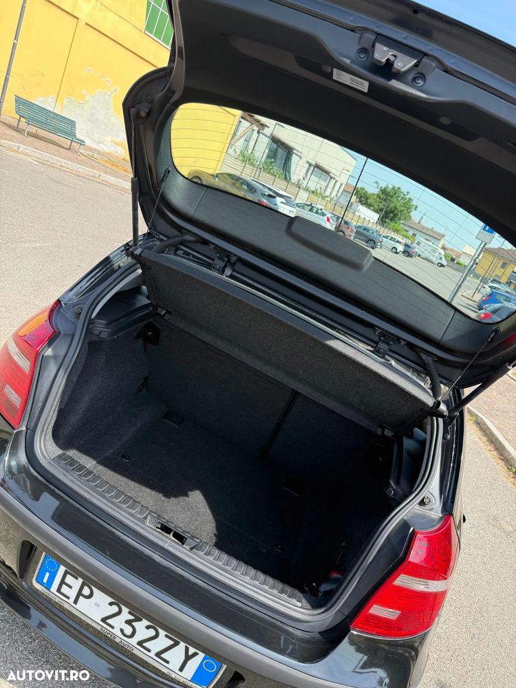 BMW Seria 1 118d - 24