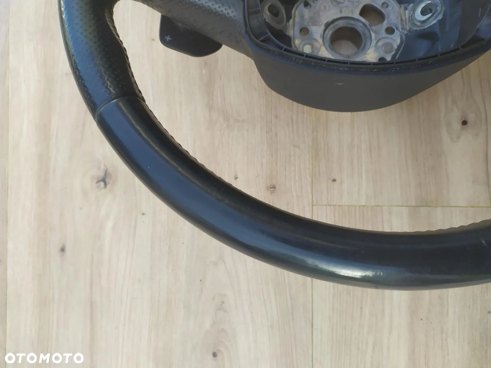 AUDI A6 C6 A8 D3 LIFT Q7 KIEROWNICA TRÓJRAMIENNA CZARNA SOUL ŁOPATKI - 9