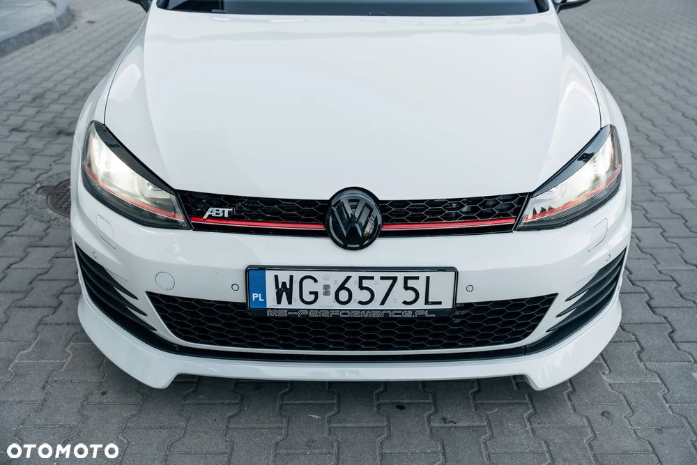 Volkswagen Golf GTI (BlueMotion Technology) DSG Performance - 21