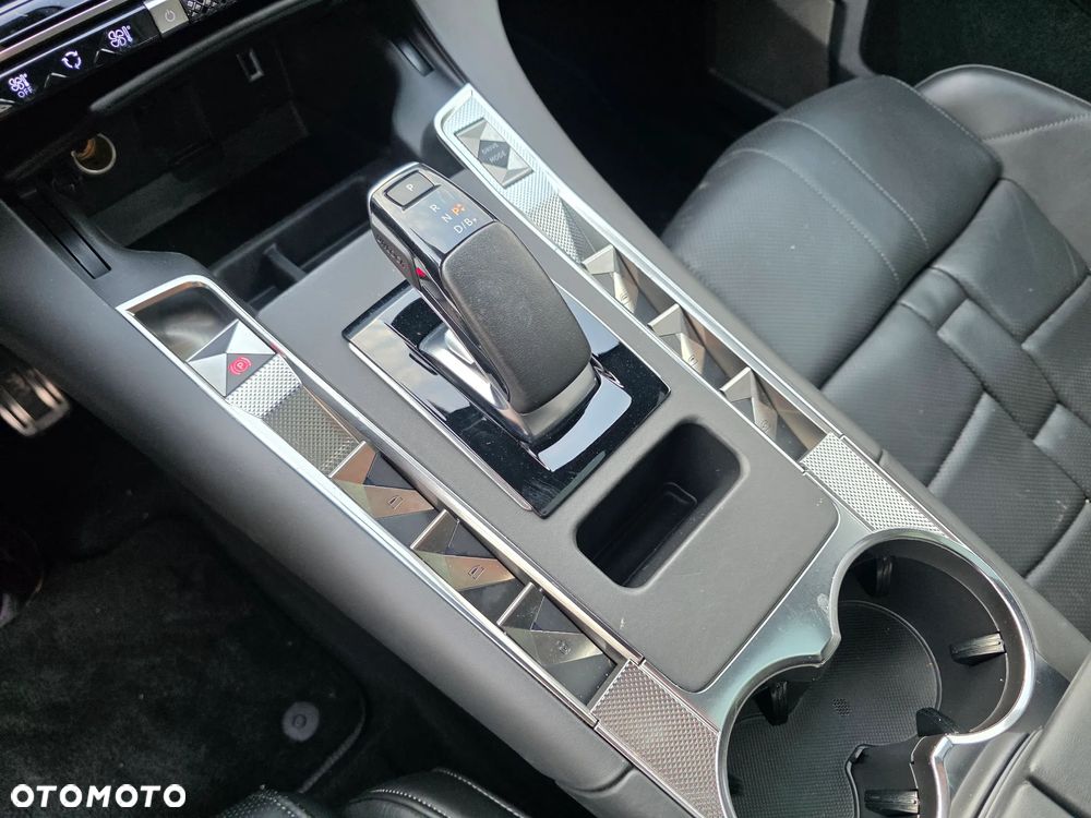 DS Automobiles DS 7 Crossback 1.6 E-Tense 4x4 Louvre - 22