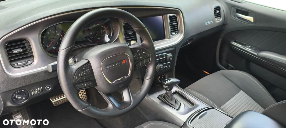 Dodge Charger - 9
