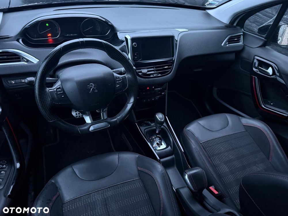Peugeot 2008 PureTech 110 Stop&Start EAT6 GT-Line Edition - 15