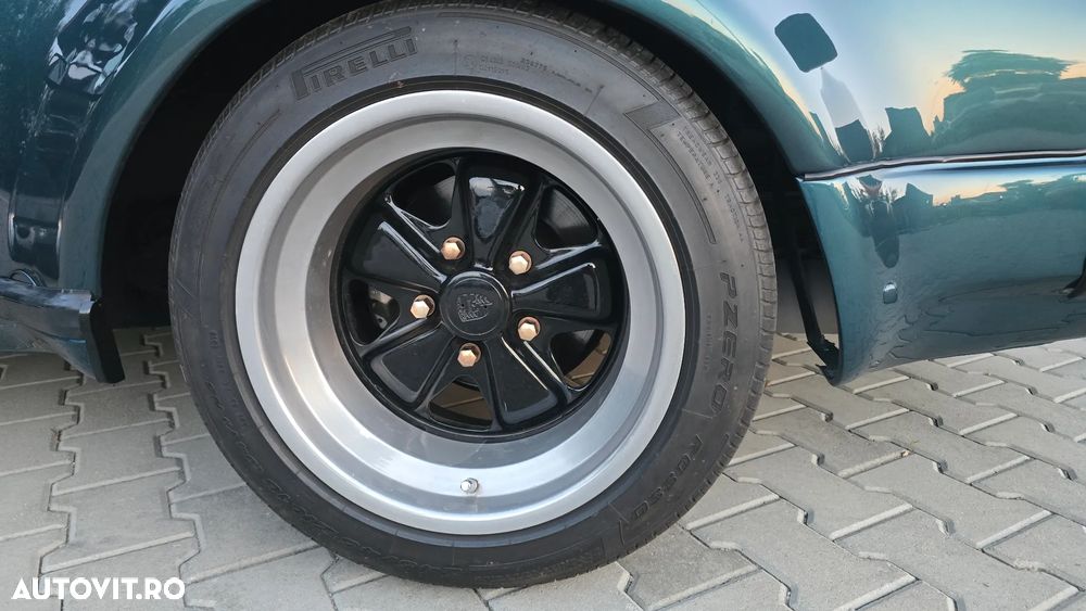 Porsche 911 - 27