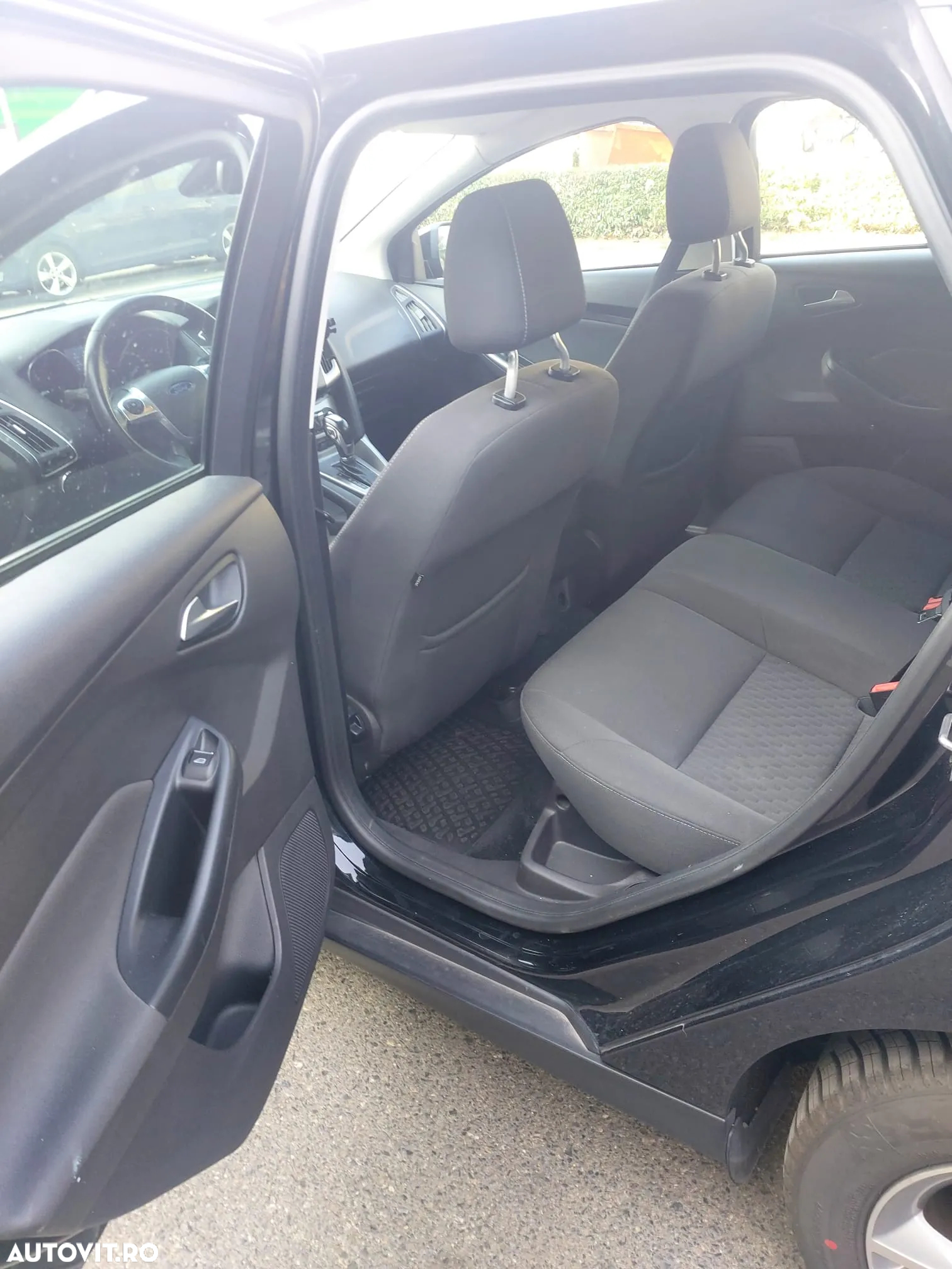 Ford Focus 2.0 TDCI DPF Powershift Titanium - 6