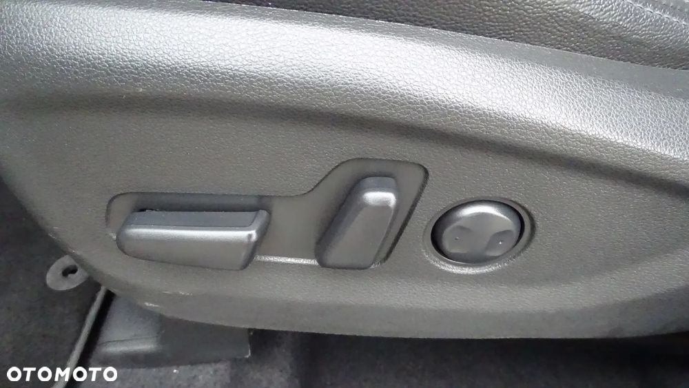 Hyundai Tucson 2.0 CRDI BlueDrive GO 2WD - 15