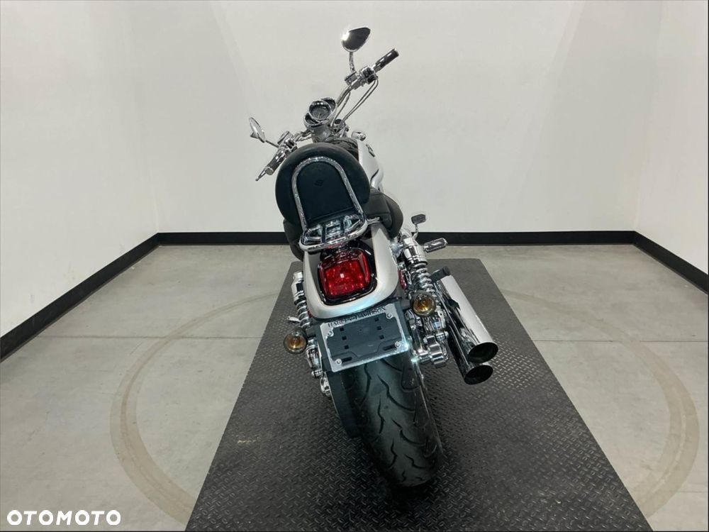 Harley-Davidson Softail V-Rod - 4