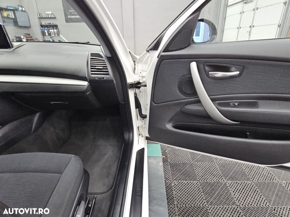 BMW Seria 1 116i - 7