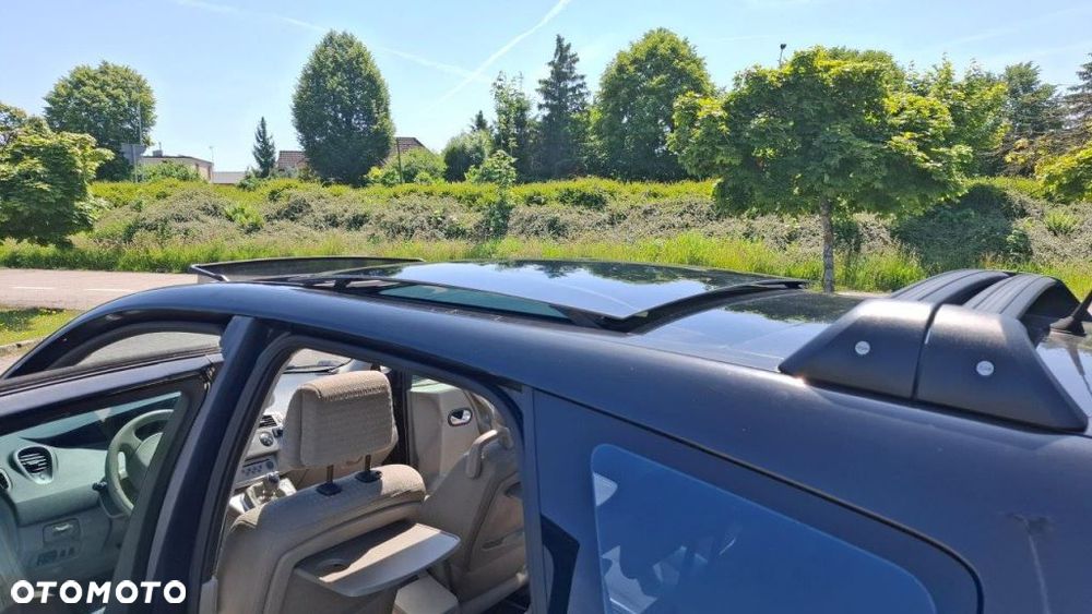 Renault Scenic 1.9 dCi Confort Privilege - 9