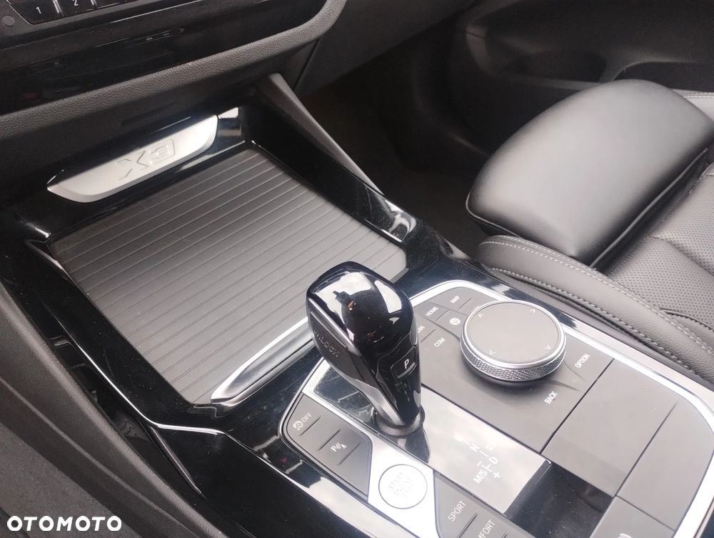 BMW X3 xDrive20d MHEV Luxury Line sport - 31