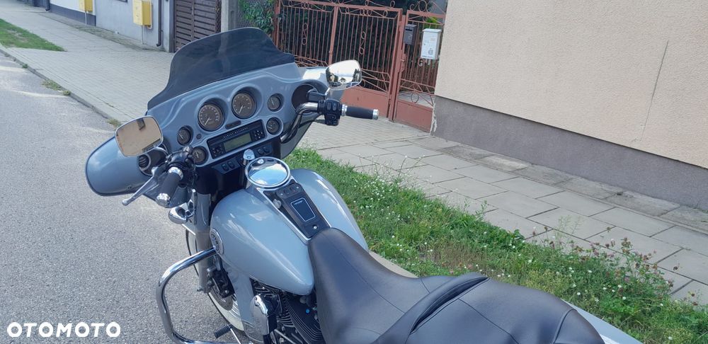 Harley-Davidson Touring Electra Glide - 6