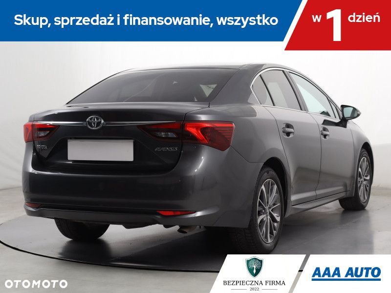 Toyota Avensis - 6